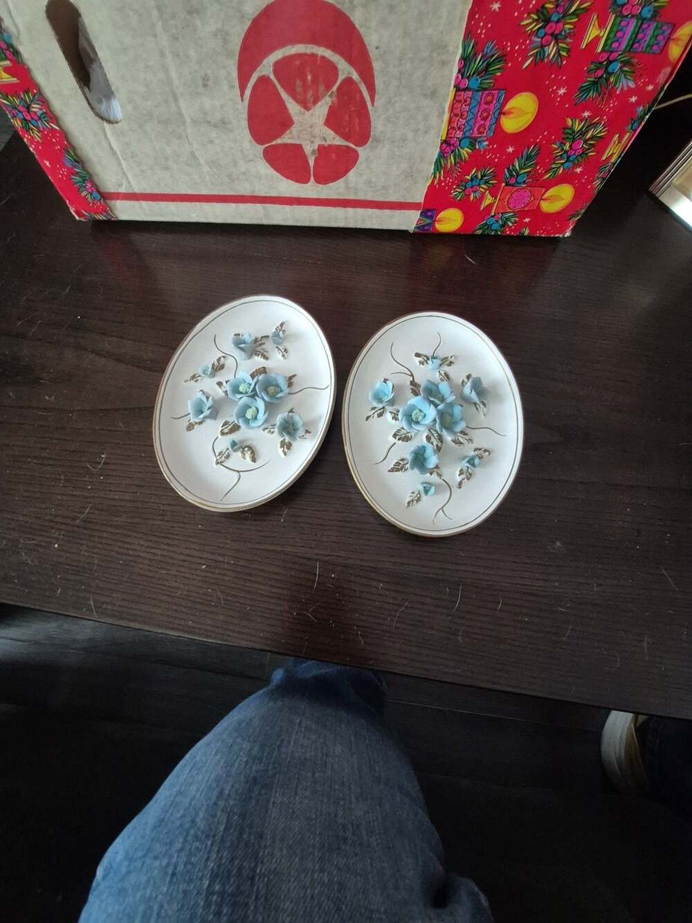 Lefton 2756 Blue Floral Oval Wall Plaques Pair Vintage